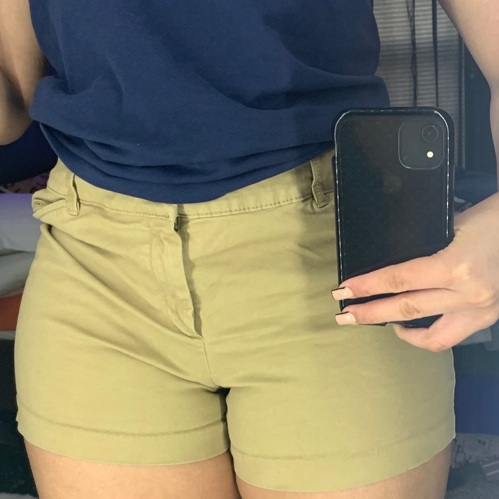 Old navy khaki shorts